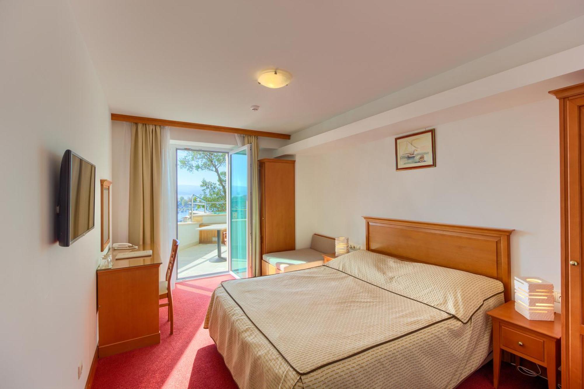 Hotel Villa Dvor (Adults Only) โอมิช ห้อง รูปภาพ