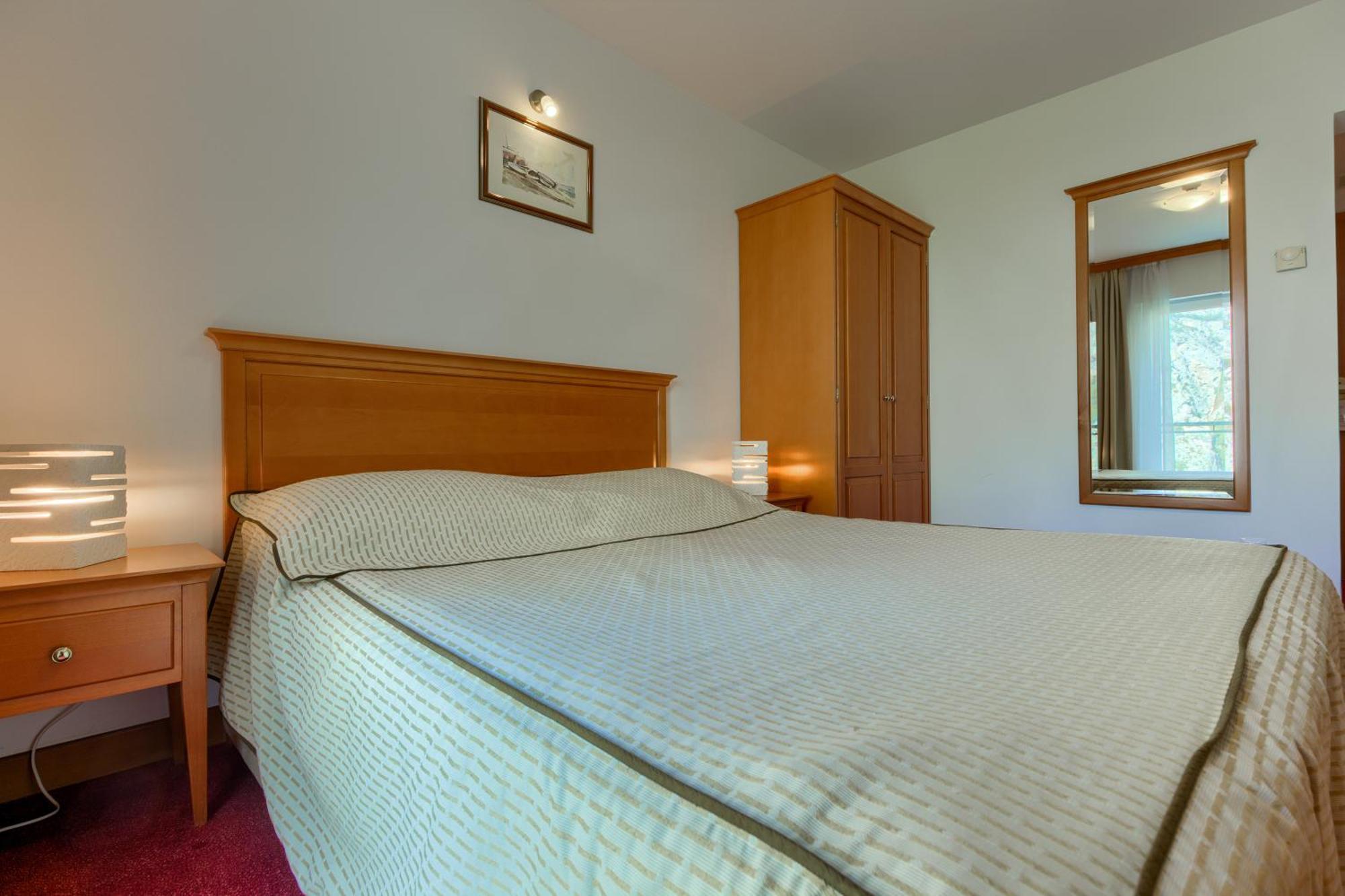 Hotel Villa Dvor (Adults Only) โอมิช ห้อง รูปภาพ